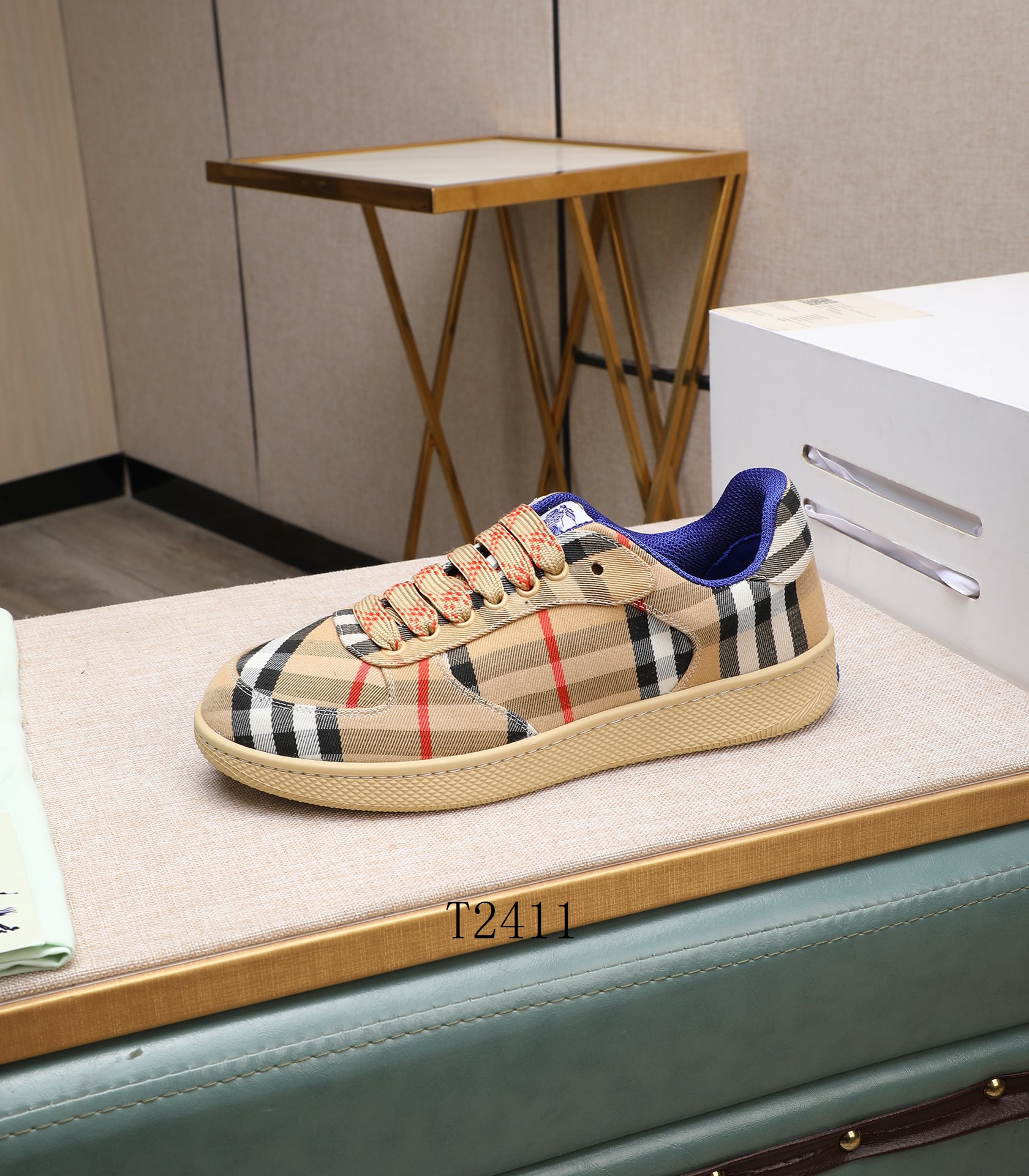 Burberry sz36-41 h1102