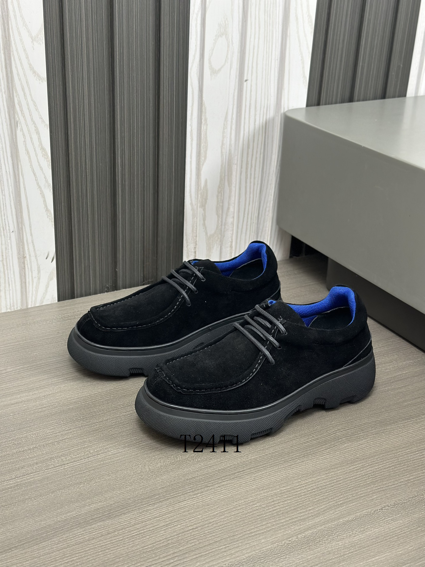 Burberry sz38-45 h1110