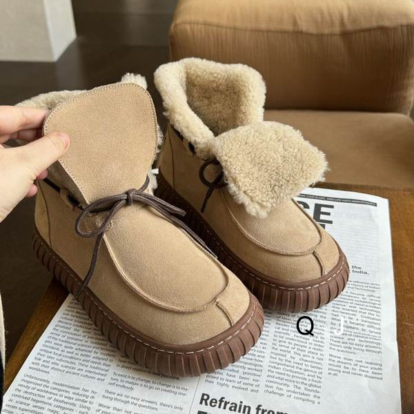UGG sz35-40 J1112
