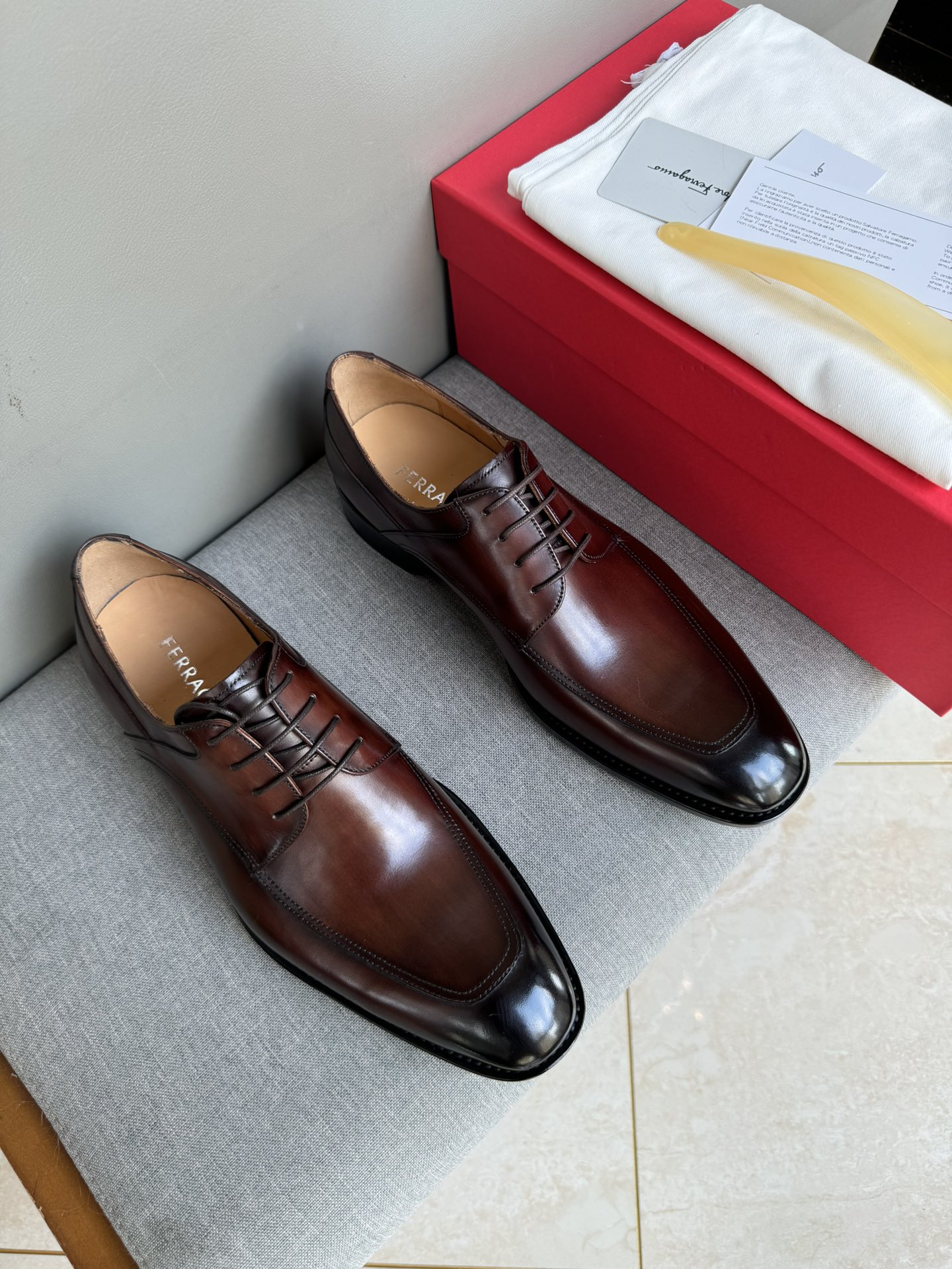 Ferragamo sz38-44 hnh1203