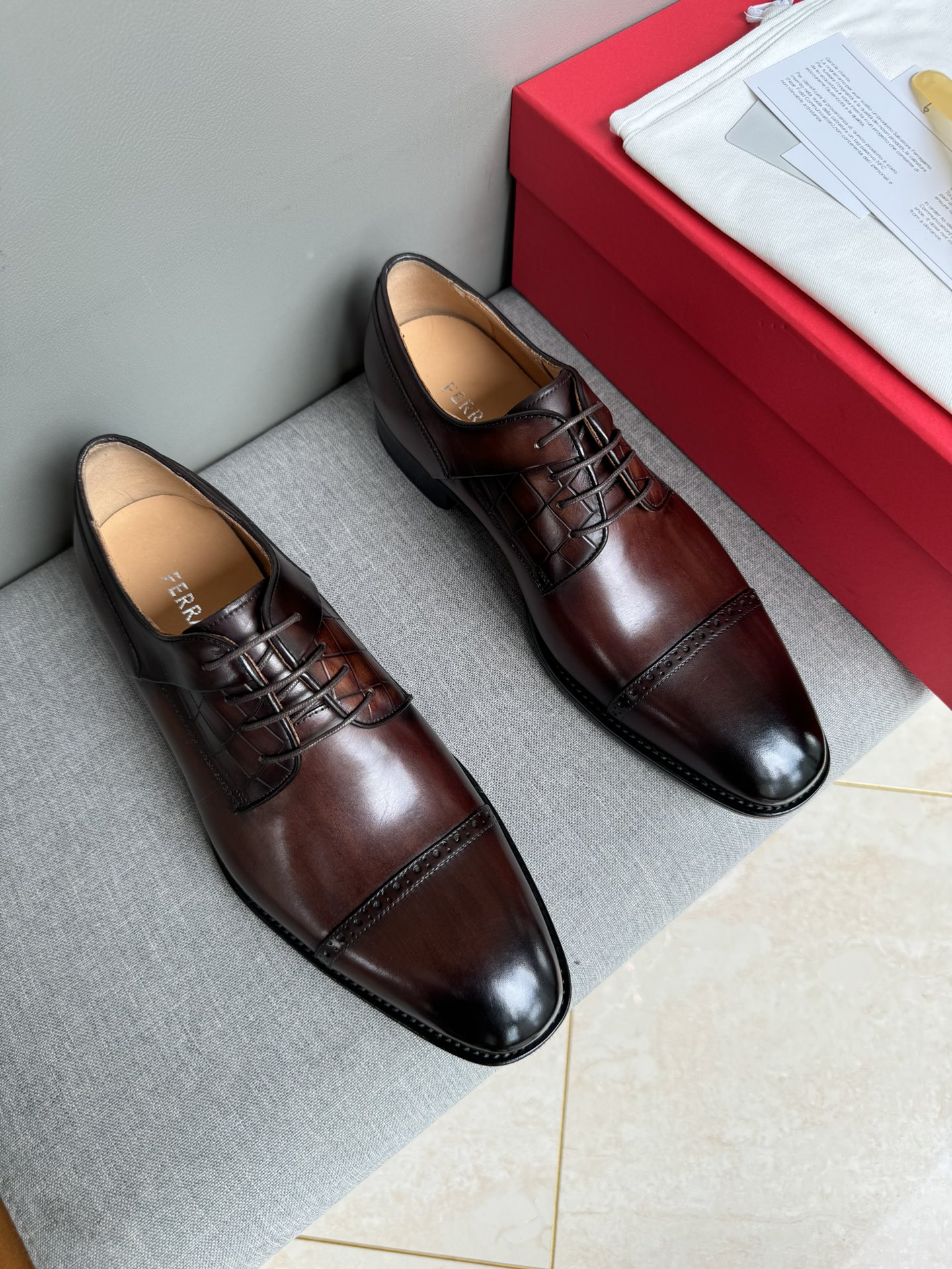 Ferragamo sz38-44 hnh1205