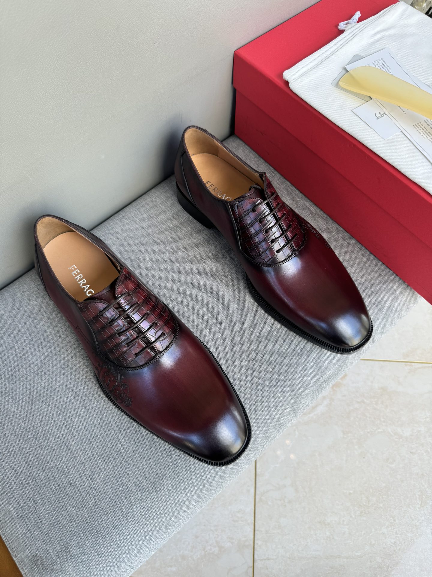 Ferragamo sz38-44 hnh1210