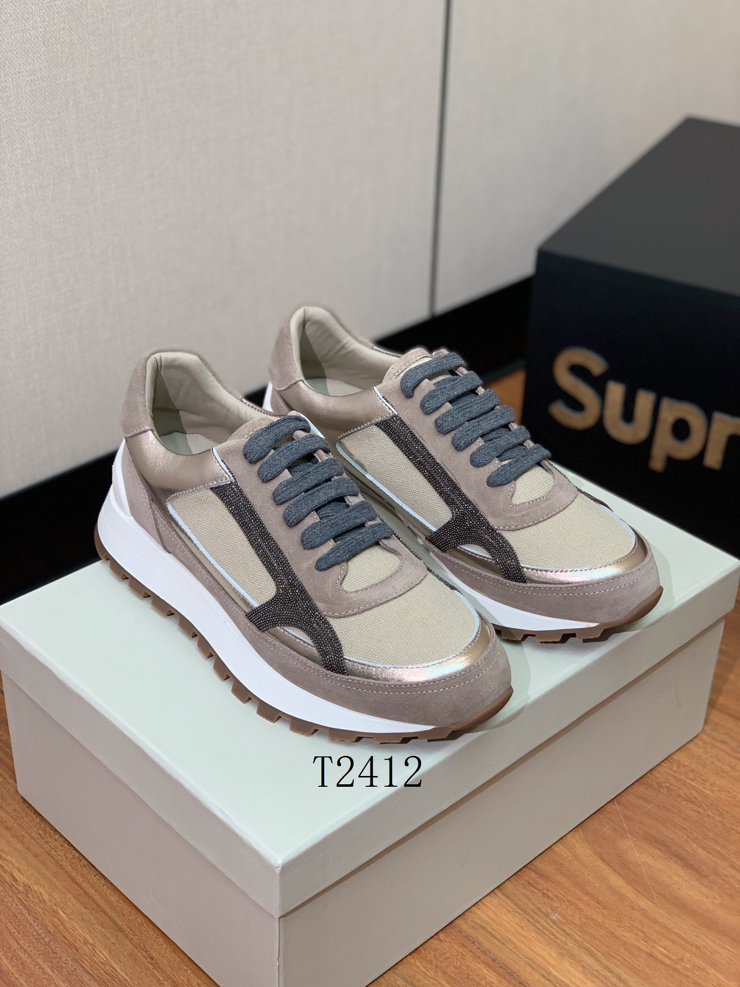 Brunello Cucinelli Ů�Ͱ�Ь 1210