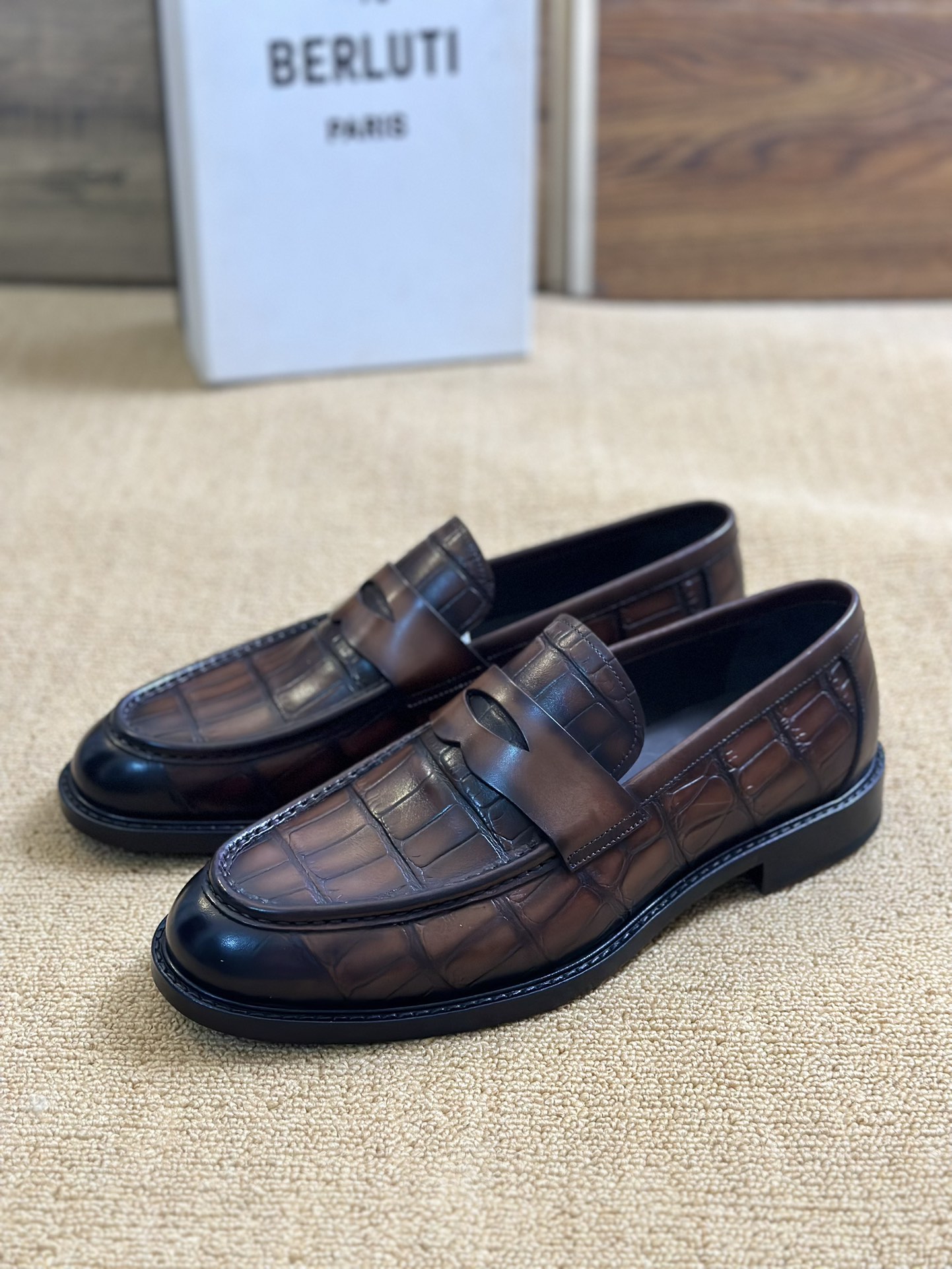 Berluti sz38-45 hnh1204