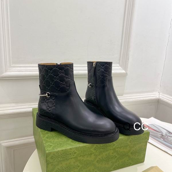 Gucci sz35-40 XC1207