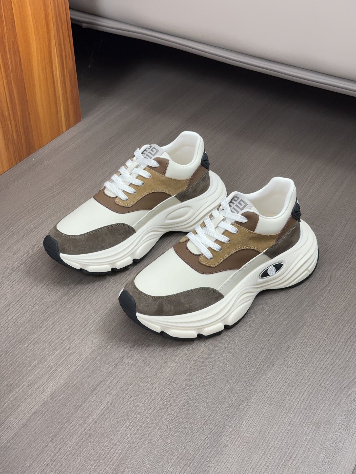 Givenchy sz39-44 hnh0109