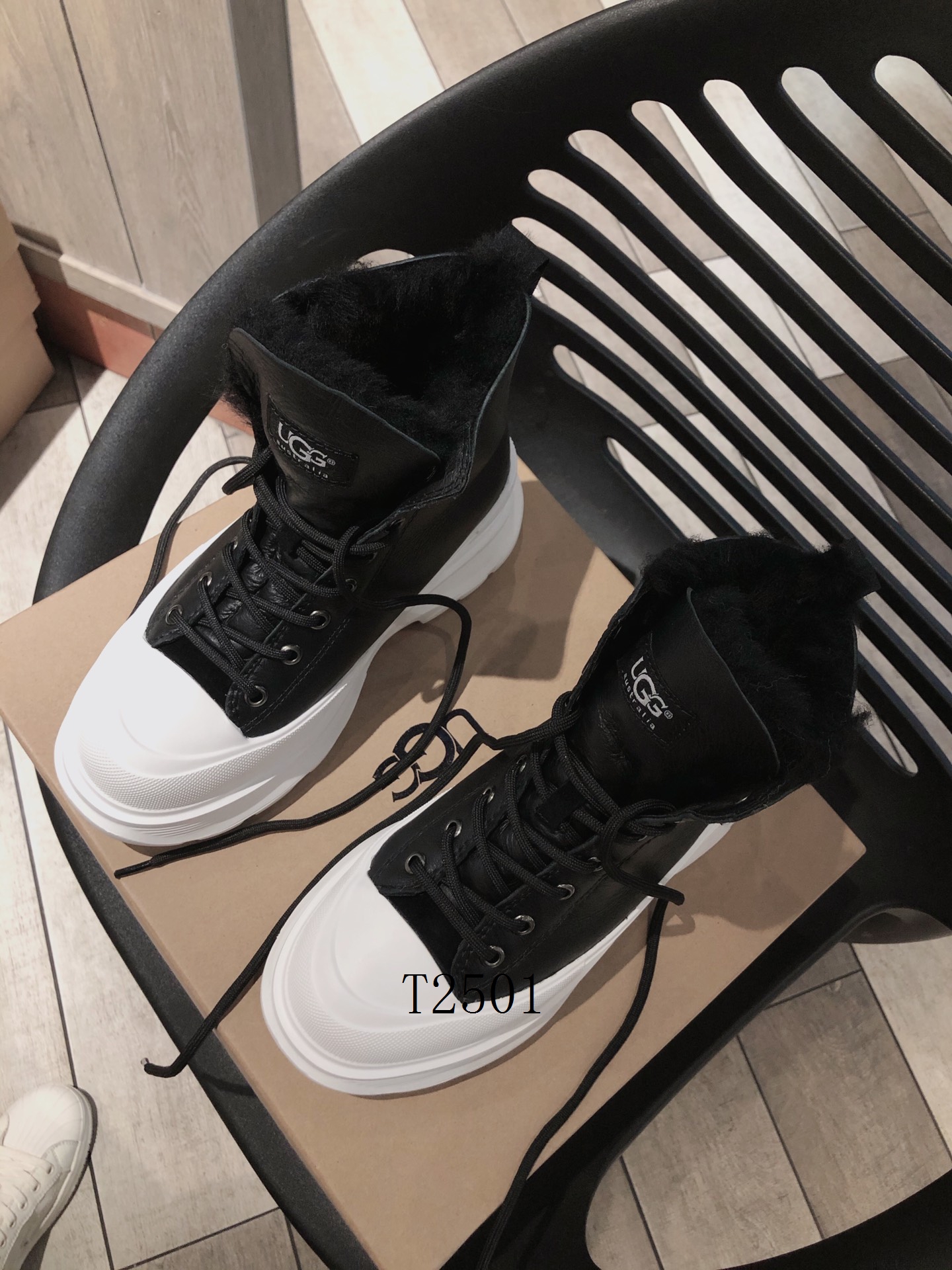 UGG sz35-40 h0103