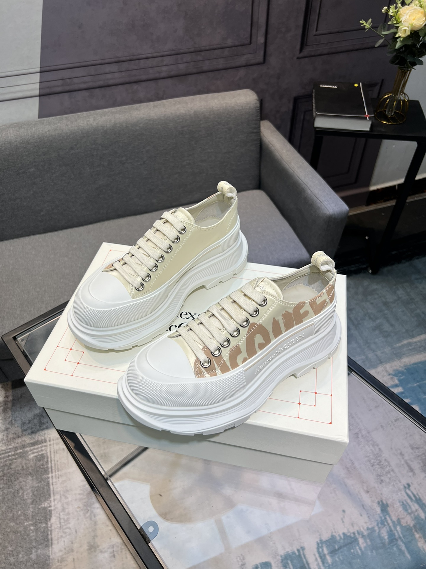 Alexander McQueen sz35-45  hnh0102