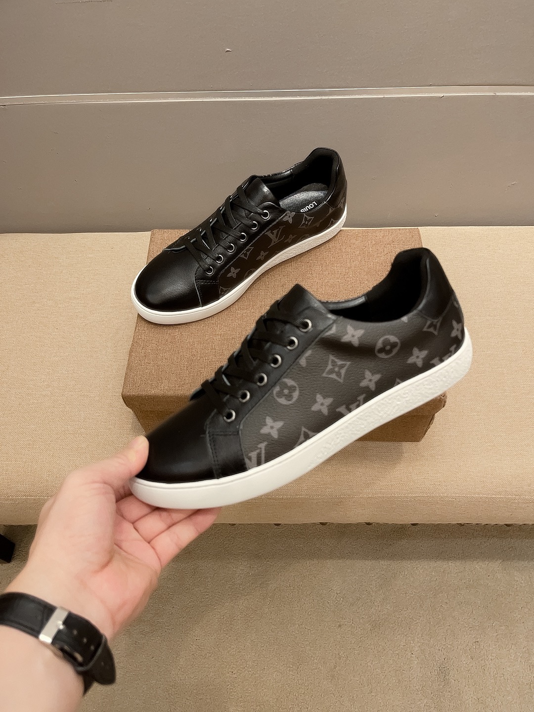 LV sz38-44 hnh0227