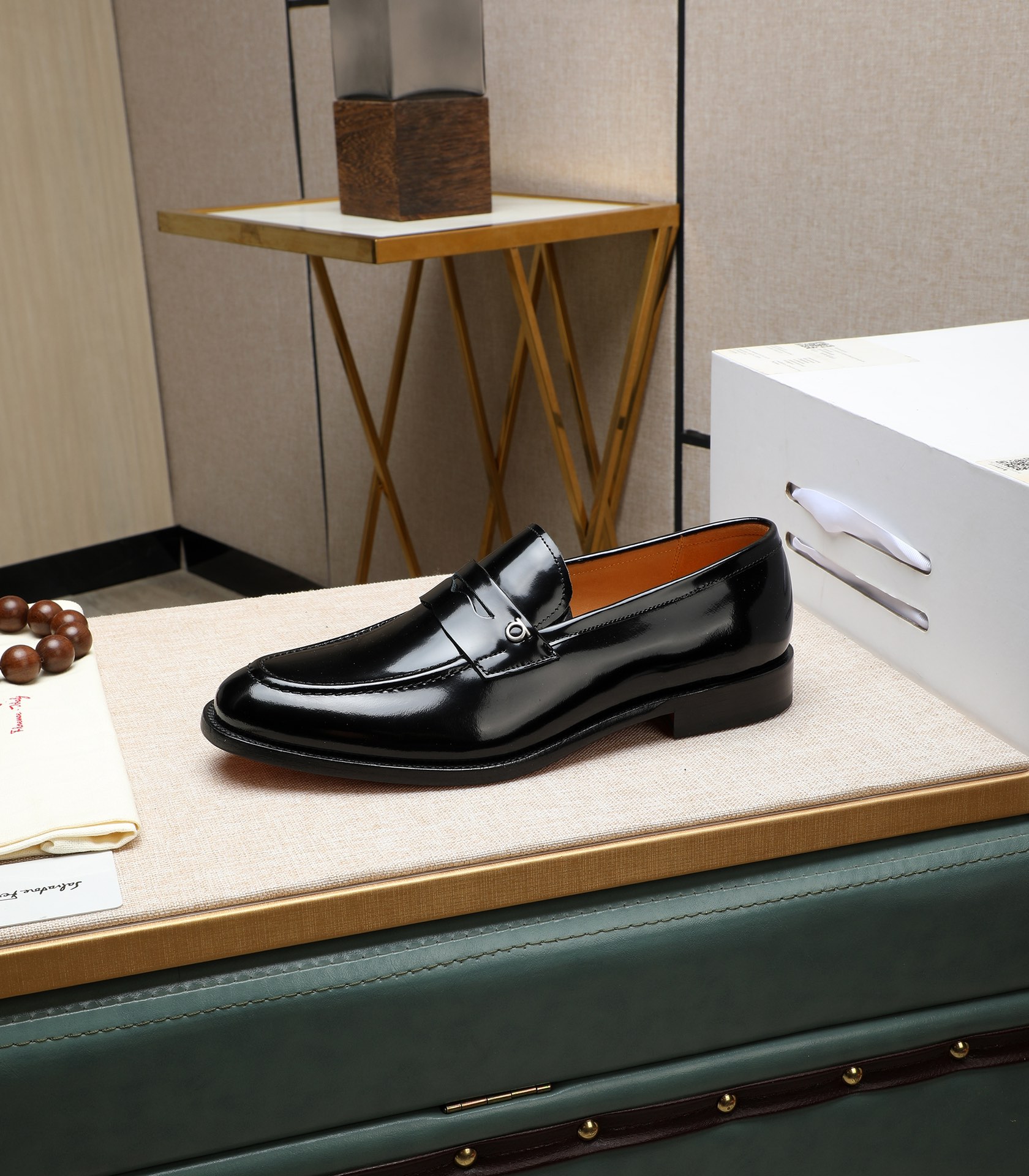 Ferragamo sz38-44 hnh0221