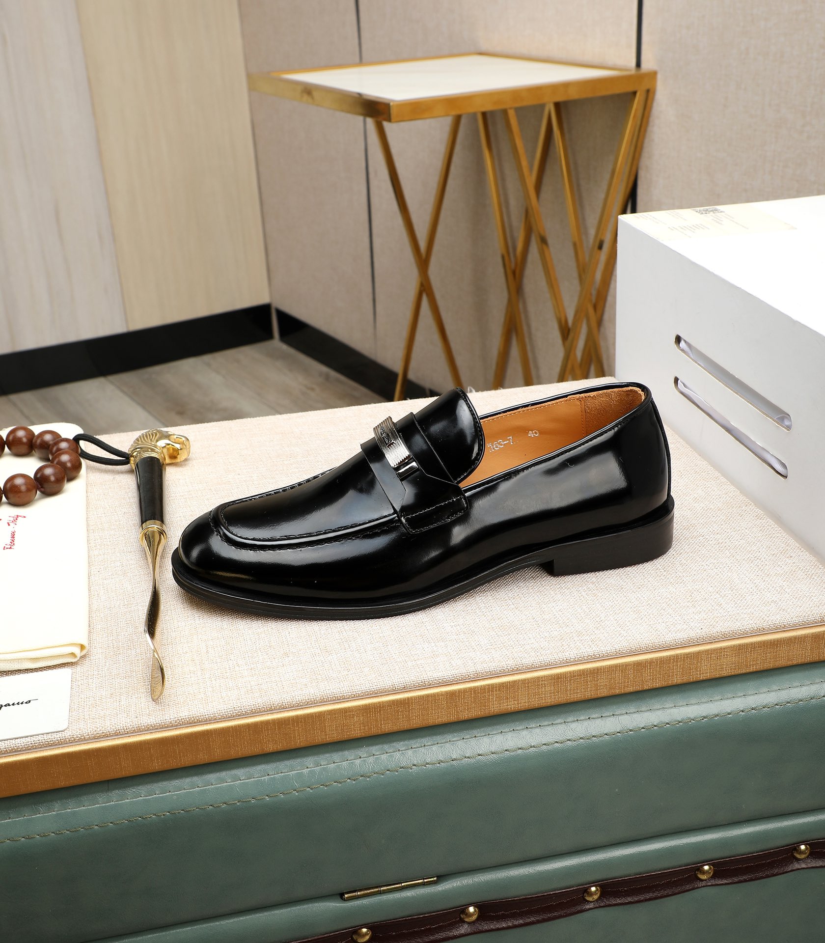 Ferragamo sz38-44 hnh0231