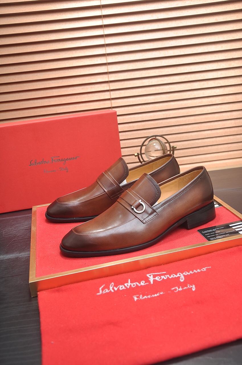 Ferragamo sz38-44 hnh0247