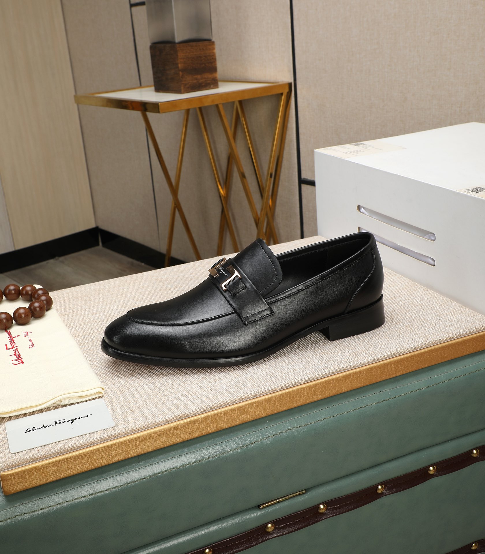 Ferragamo sz38-44 hnh0253