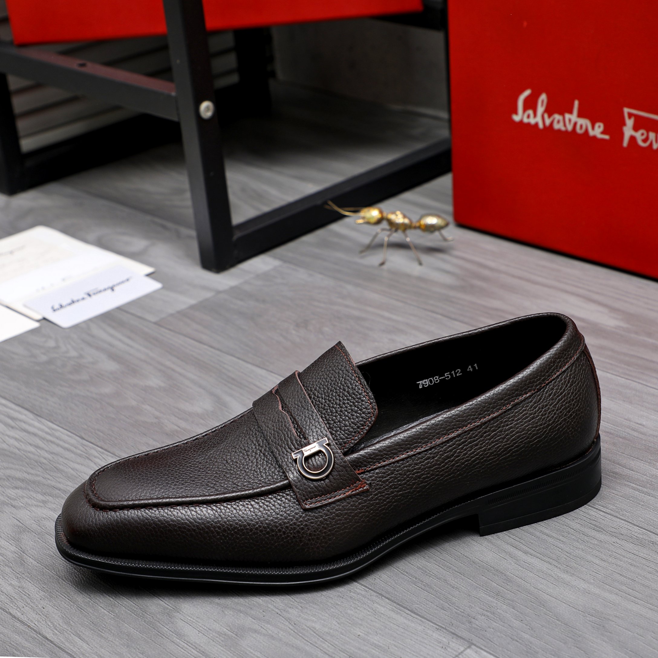 Ferragamo sz39-45 hnh0262