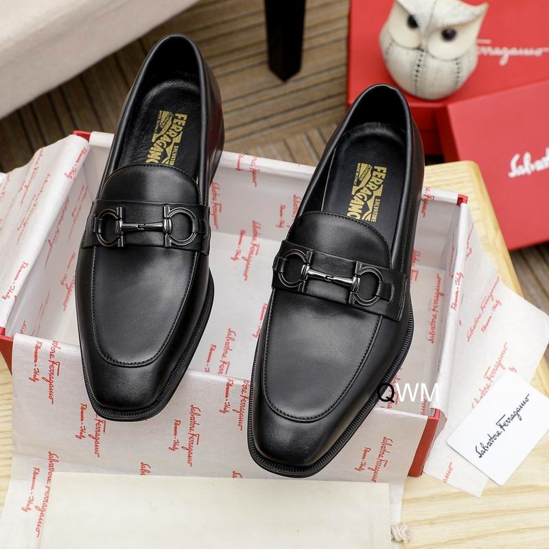 Ferragamo sz38-45 WM0205