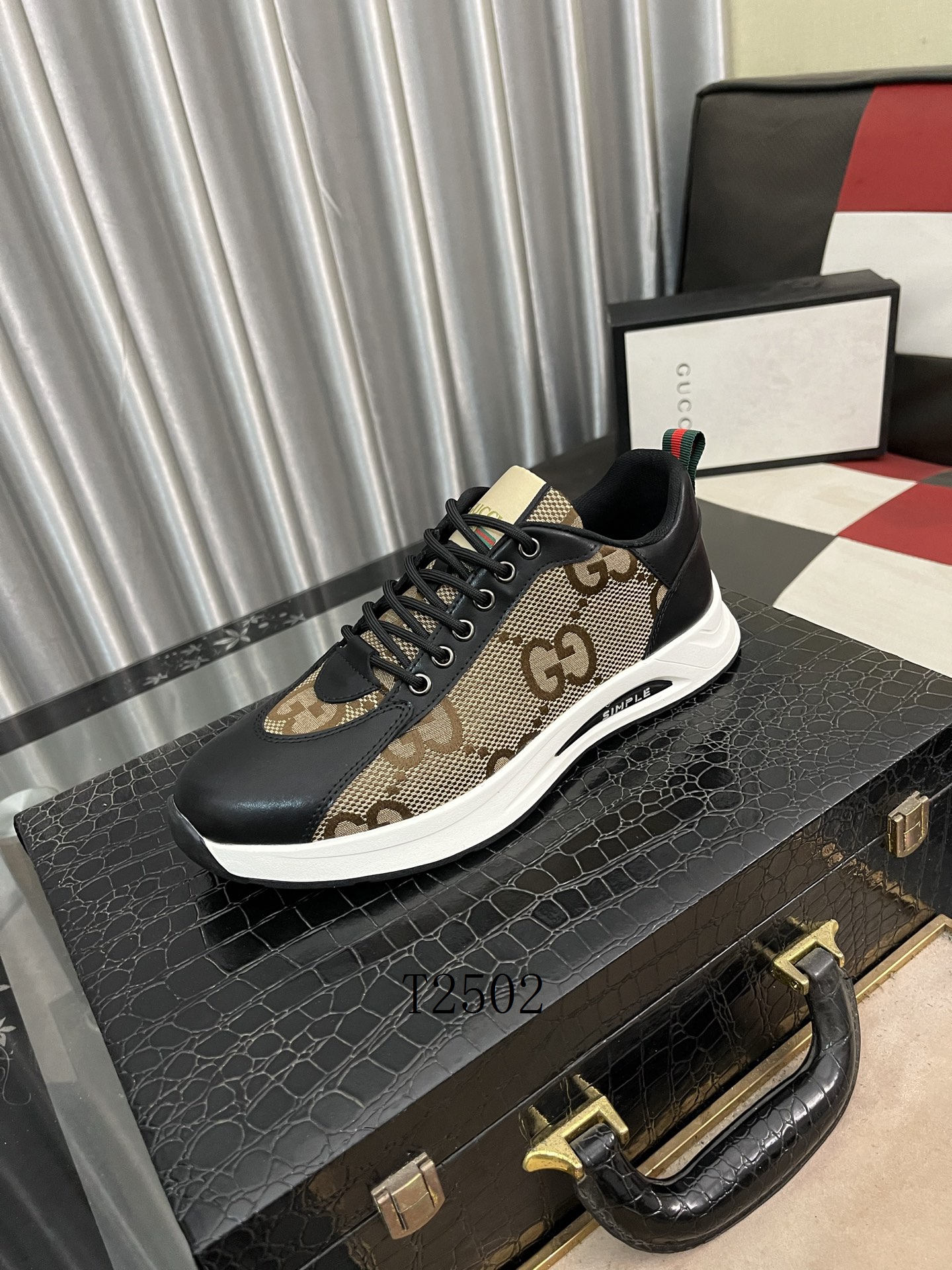 Gucci sz38-44 h0203