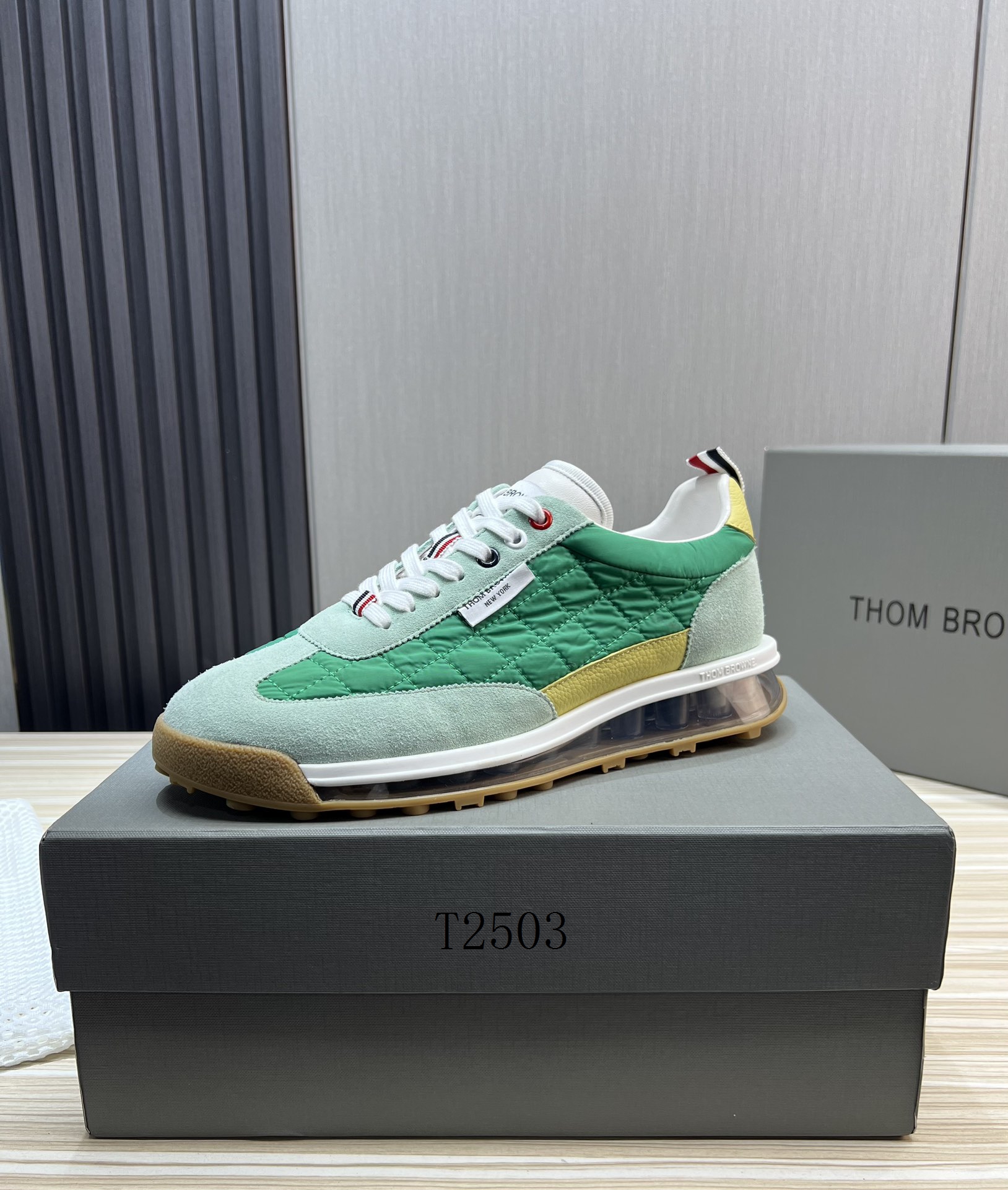 Thom Browne sz38-45 h0303