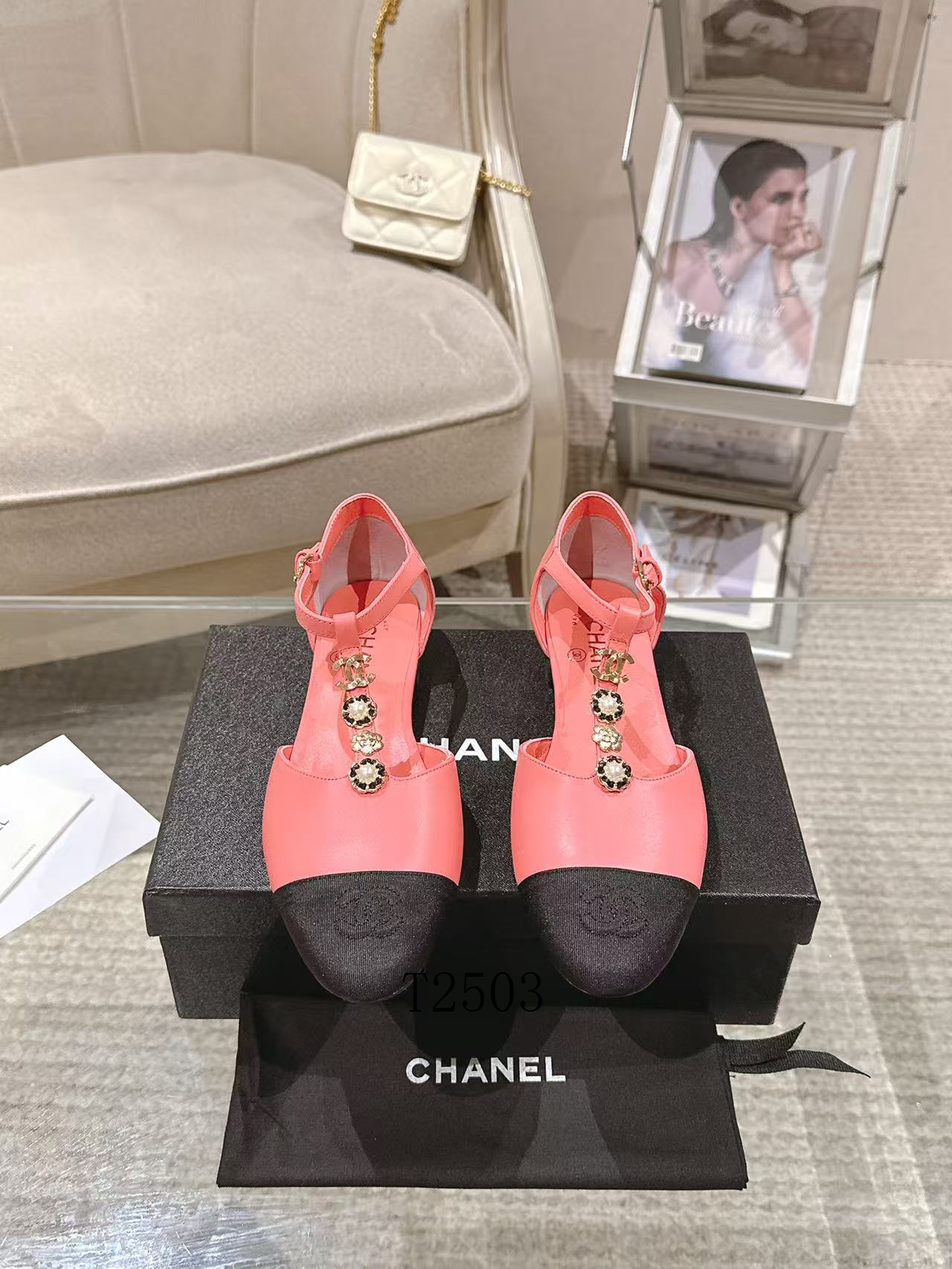 Chanel sz35-42 h0310