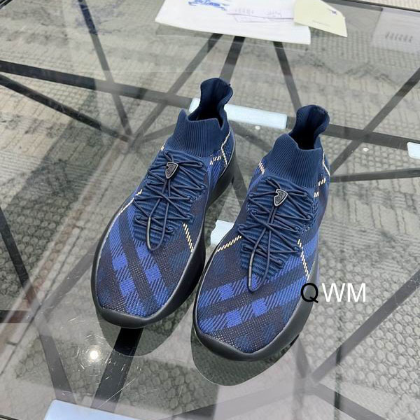 Burberry sz38-45 WM0301