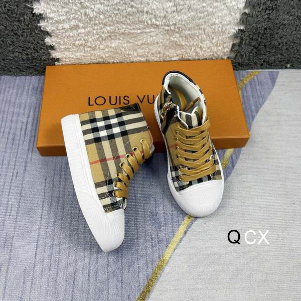 Burberry sz26-35 2C CX0404