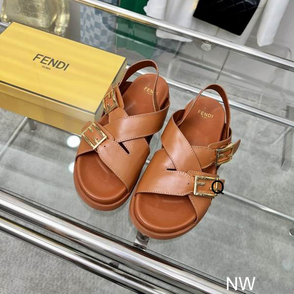 Fendi sandals woman Ts