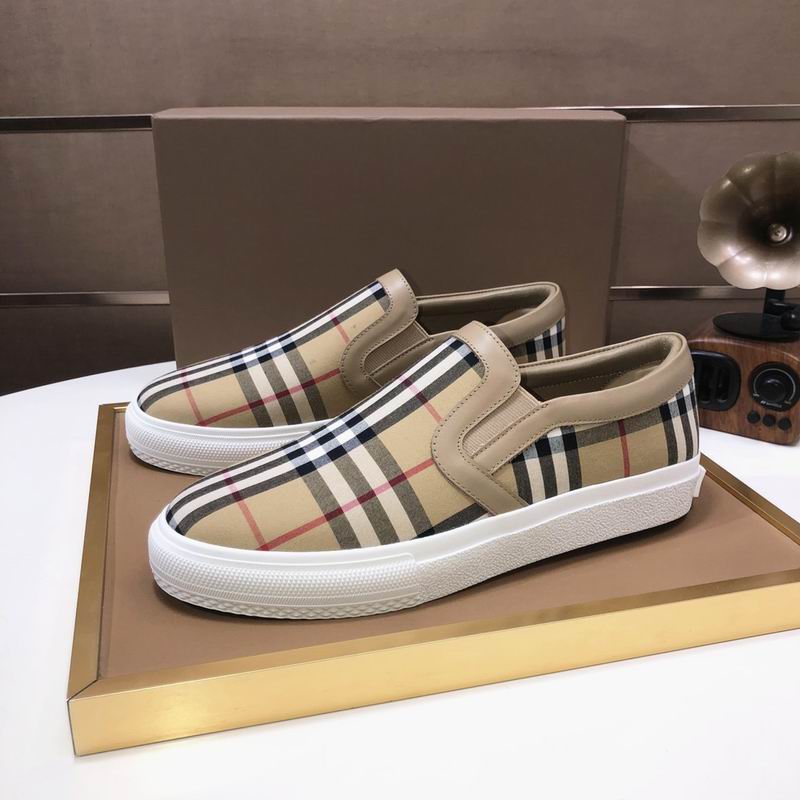 Burberry sz38-45 hnh0401