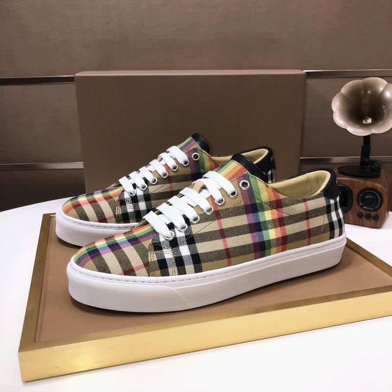 Burberry sz38-45 hnh0601