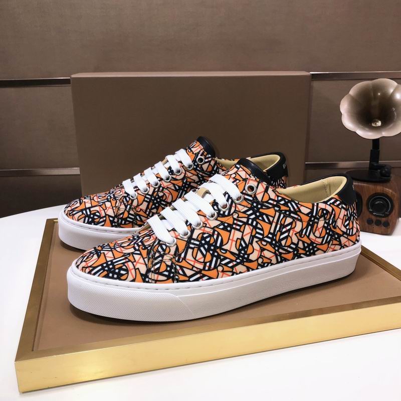 Burberry sz38-45 hnh0602