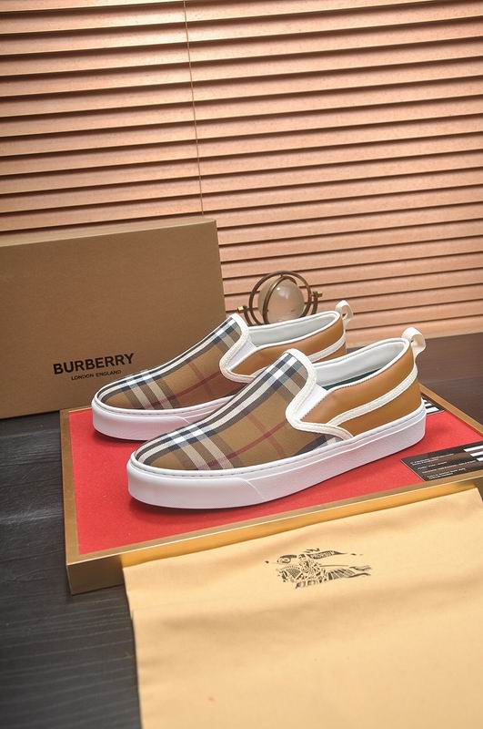 Burberry sz38-45 hnh0607