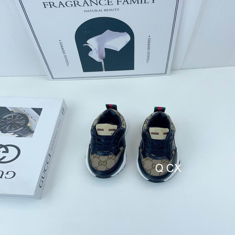 Gucci sz26-35 CX0709