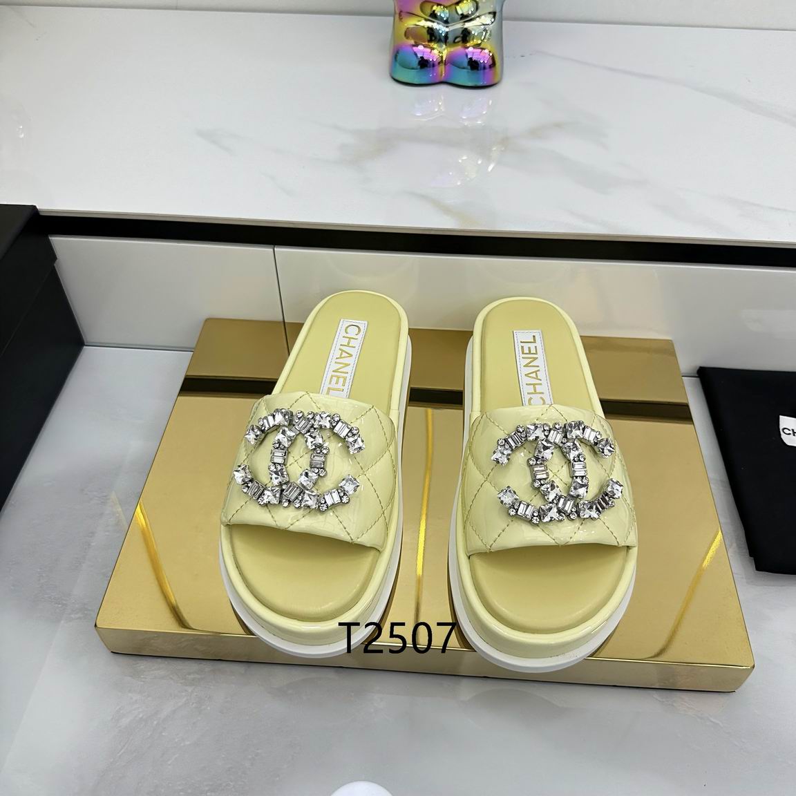 CHANEL shoes 35-41 h0701