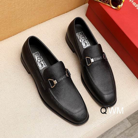Ferragamo sz38-45 WM0819