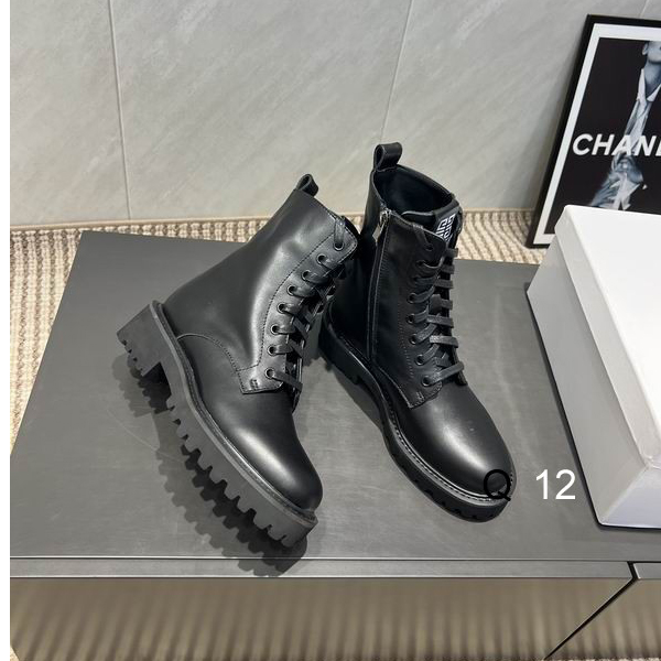 Givenchy sz35-40  J0901