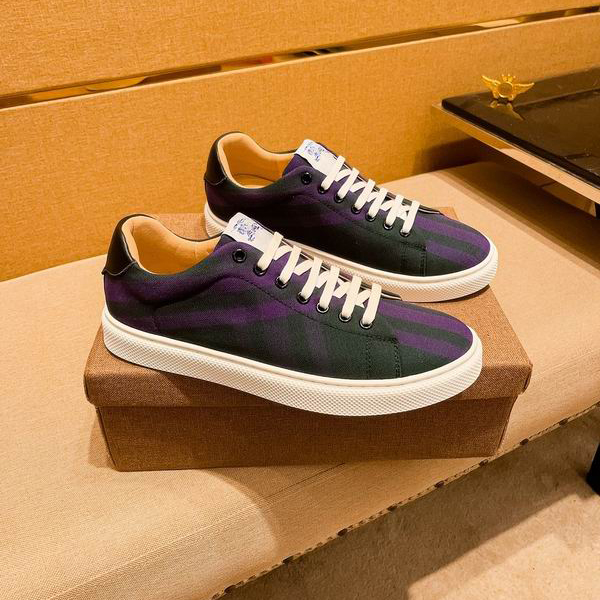 Burberry sz38-45 WM0902