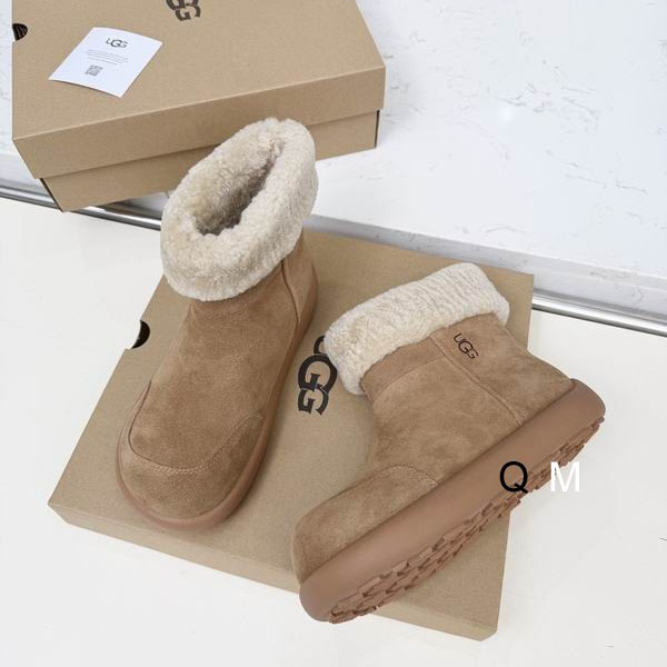 UGG sz35-40 QM1124