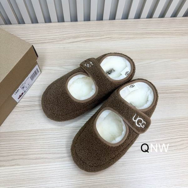 UGG sz35-40 N1106