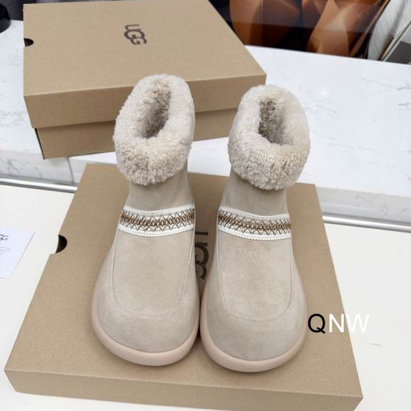 UGG sz35-40 N1148