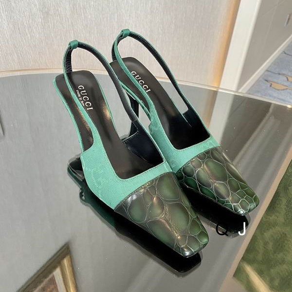 Gucci sz35-42 XJ0117