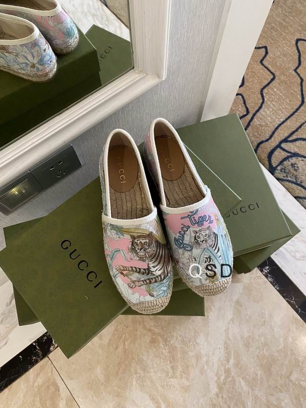 Gucci sz35-40 SD0128