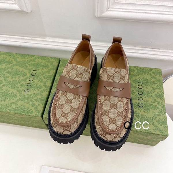 Gucci sz35-40 XC0139