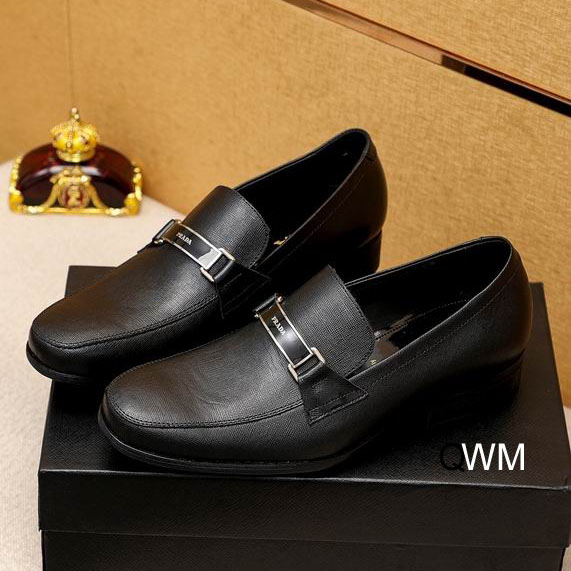 Prada  ��ƤЬ ��װЬ Ts