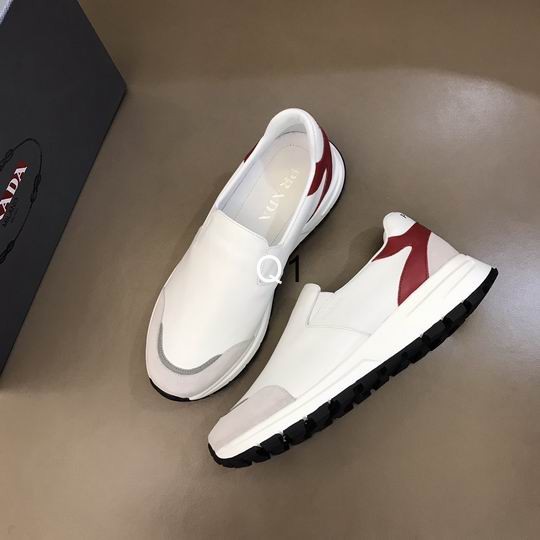 Prada ����Ь Ts