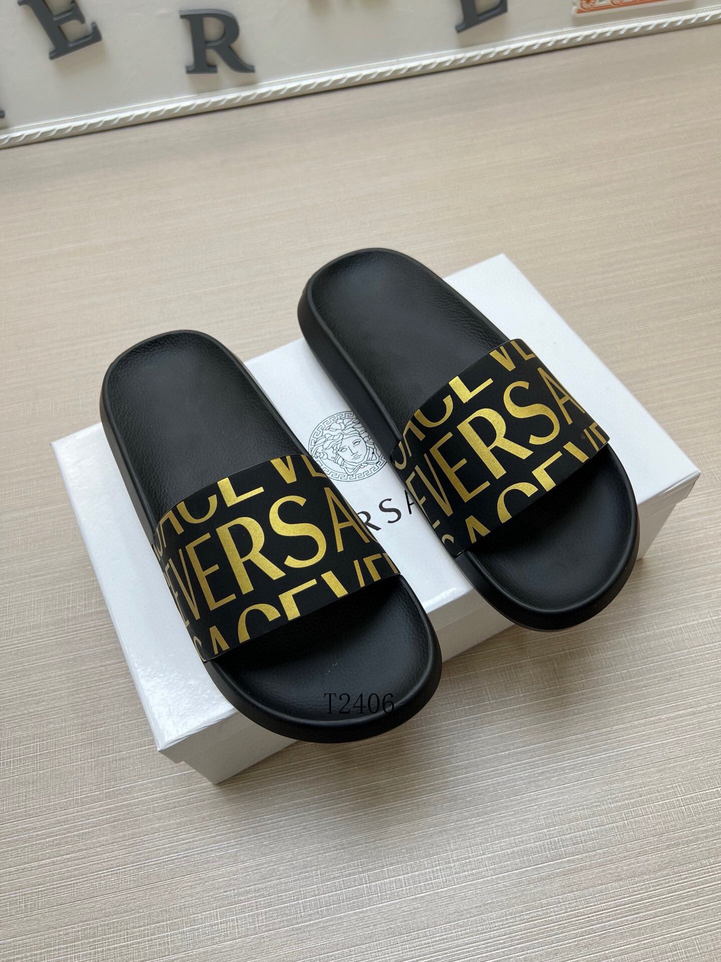 Versace ����Ь 0722