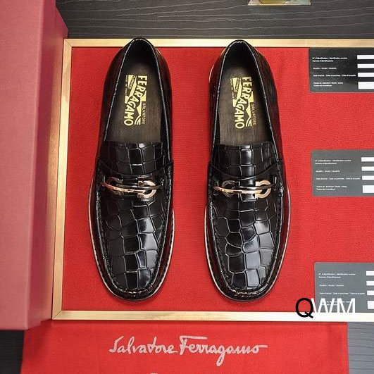 Ferragamo sz38-45 7C WM0207