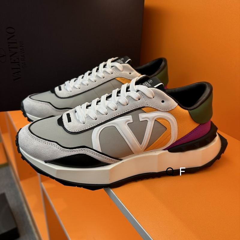 Valentino sz38-45 5C TF0402